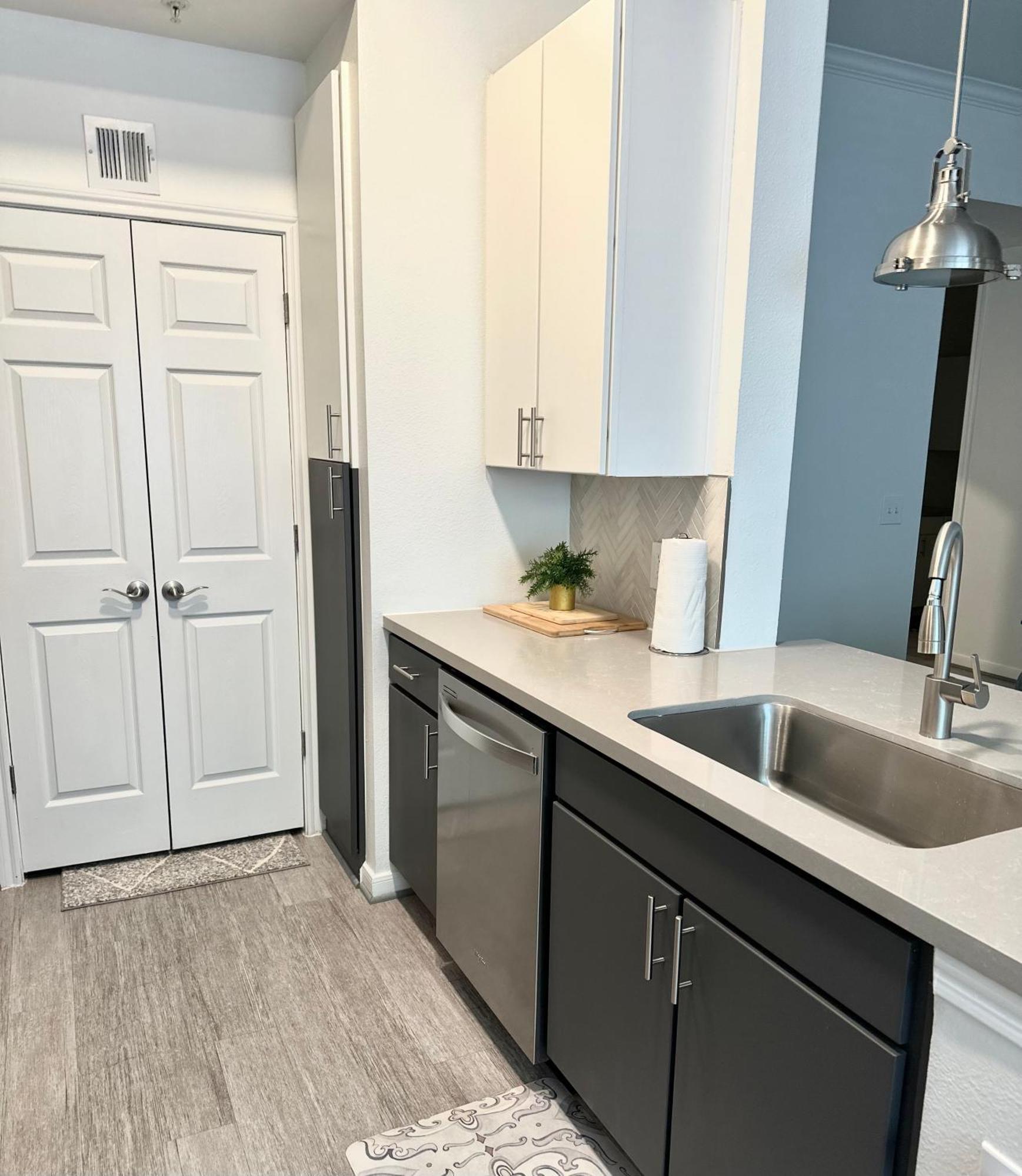 Downtown Dazzle 2 Bedroom Houston Exterior photo